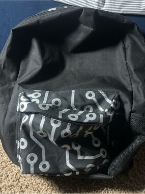 Black Men's Backpack with Circuit Pattern Front Pocket